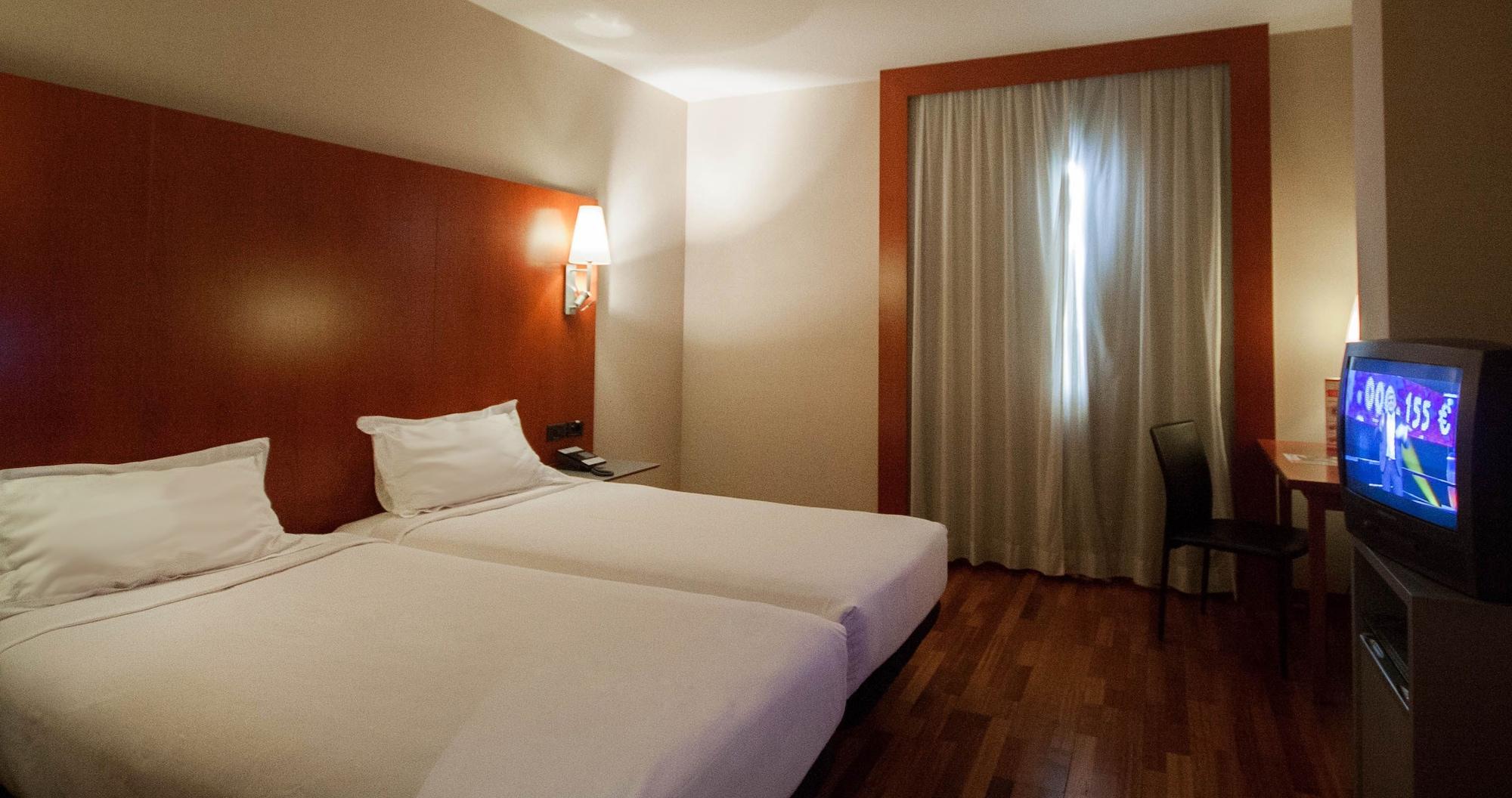 B&B Hotel Elche Bagian luar foto