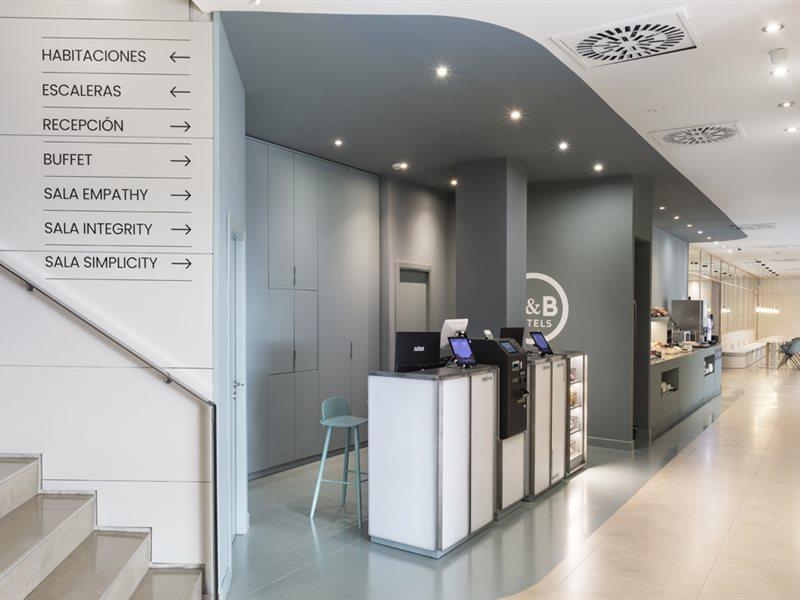 B&B Hotel Elche Bagian luar foto